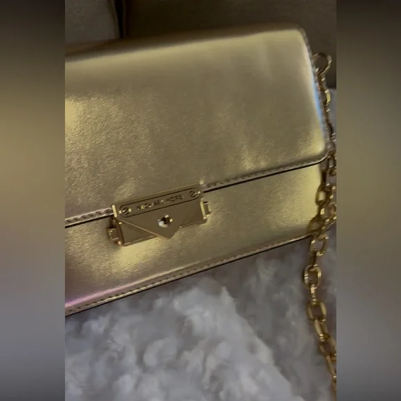 NWT MK Pale Gold The Cece Flap Crossbody Shoulder Bag With Detachable Gold Chain - Picture 13 of 16